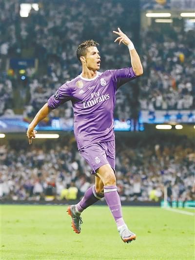 C罗再次用